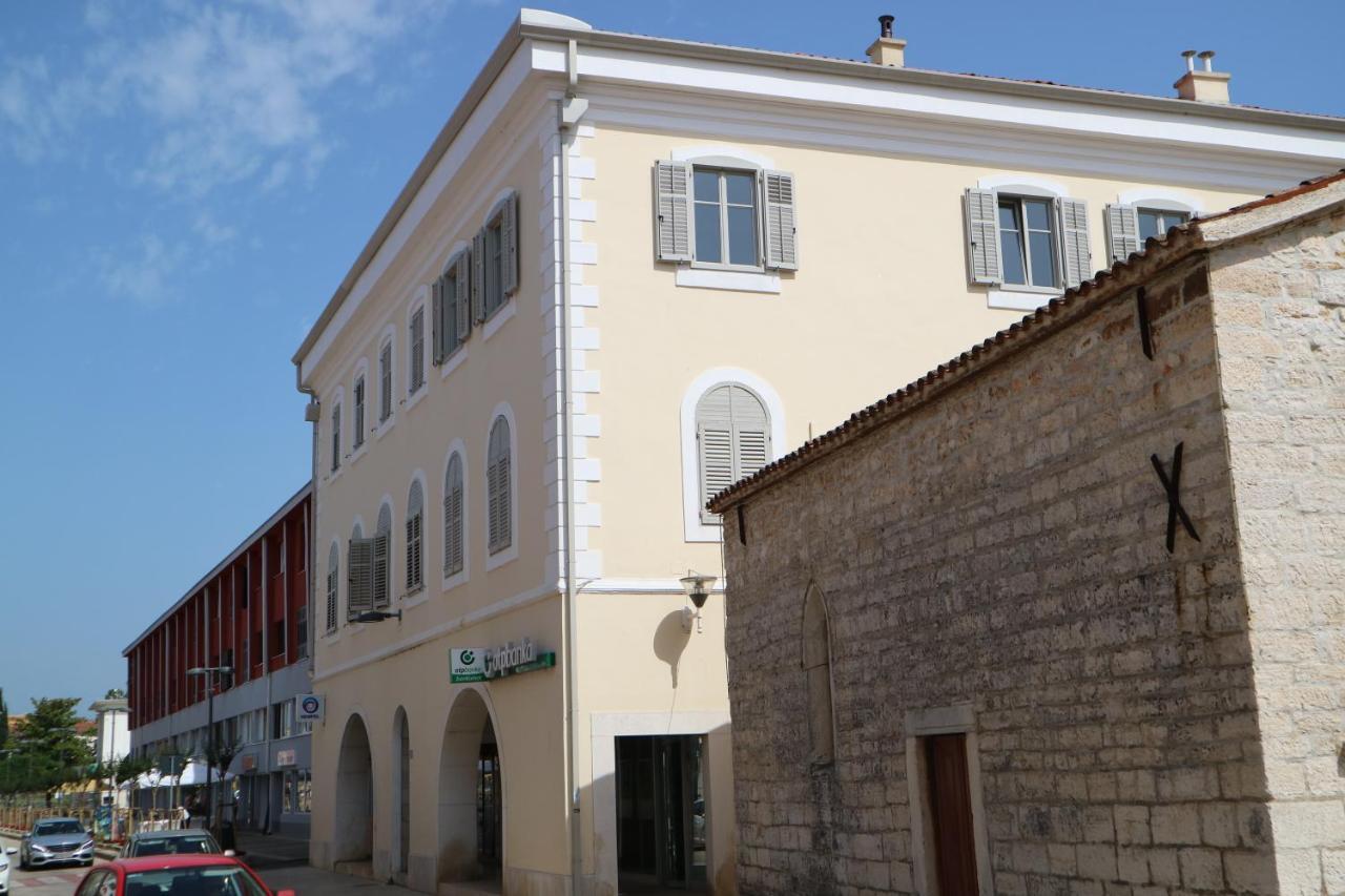 App E.N.A. Lägenhet Umag Exteriör bild